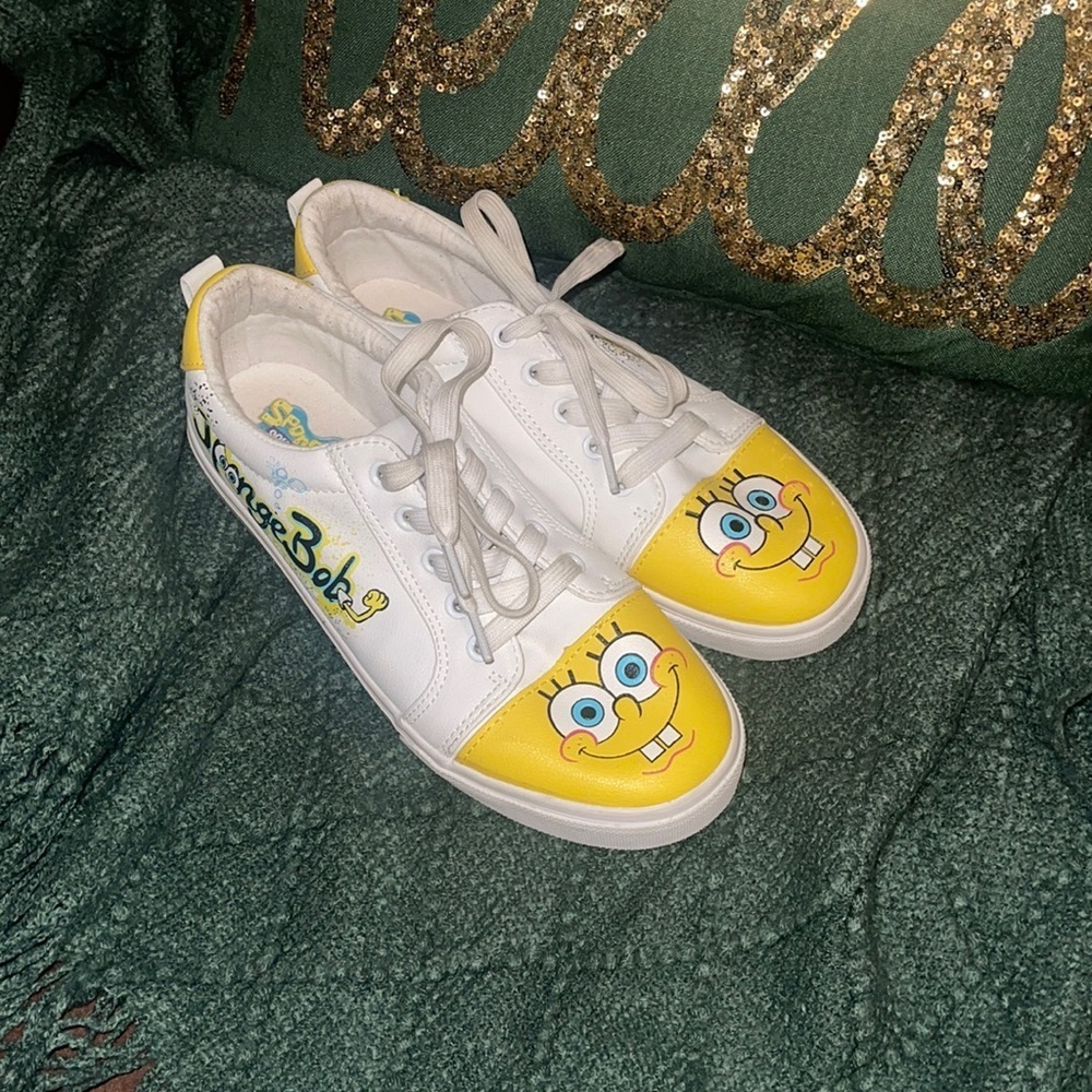 Sponge Bob Square Pants GroundUp Sneakers - Size 5